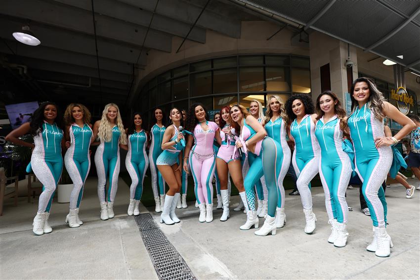 Miami Grand Prix girls